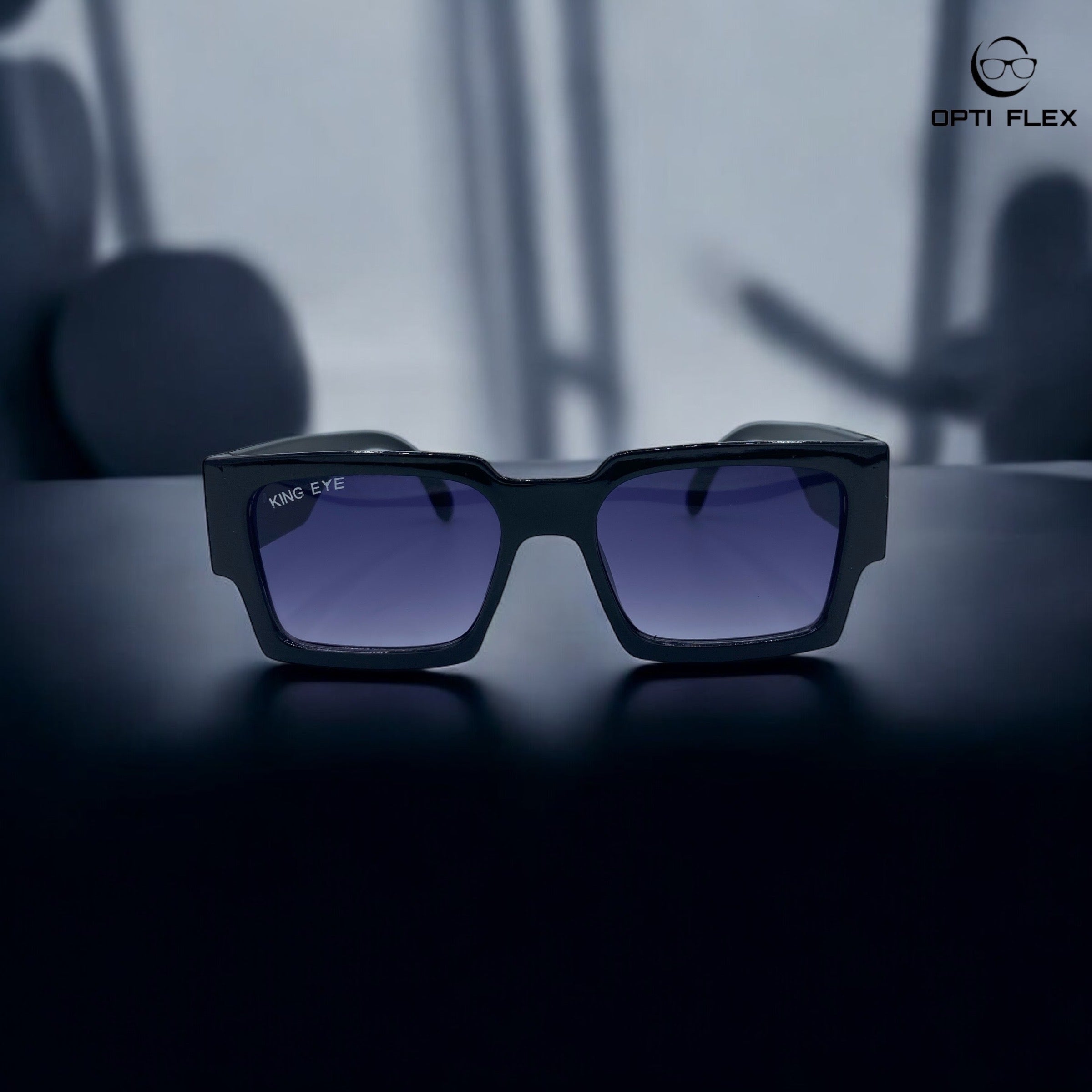 Trending-Bold Sunglass